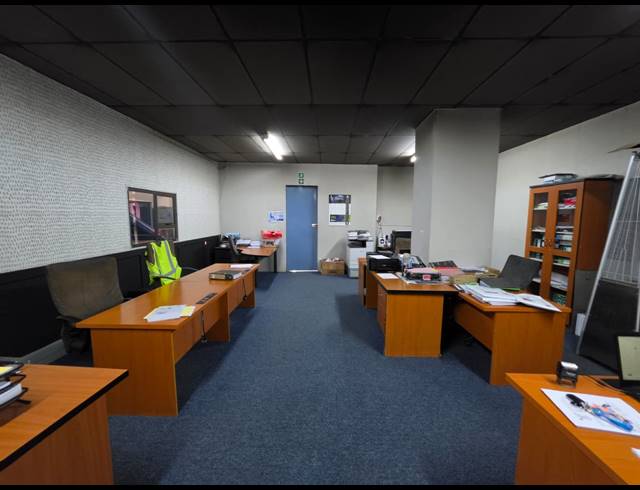 800M² WAREHOUSE FOR SALE IN FLORIDA